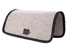 Load image into Gallery viewer, Llama Pack Saddle &amp; Blanket
